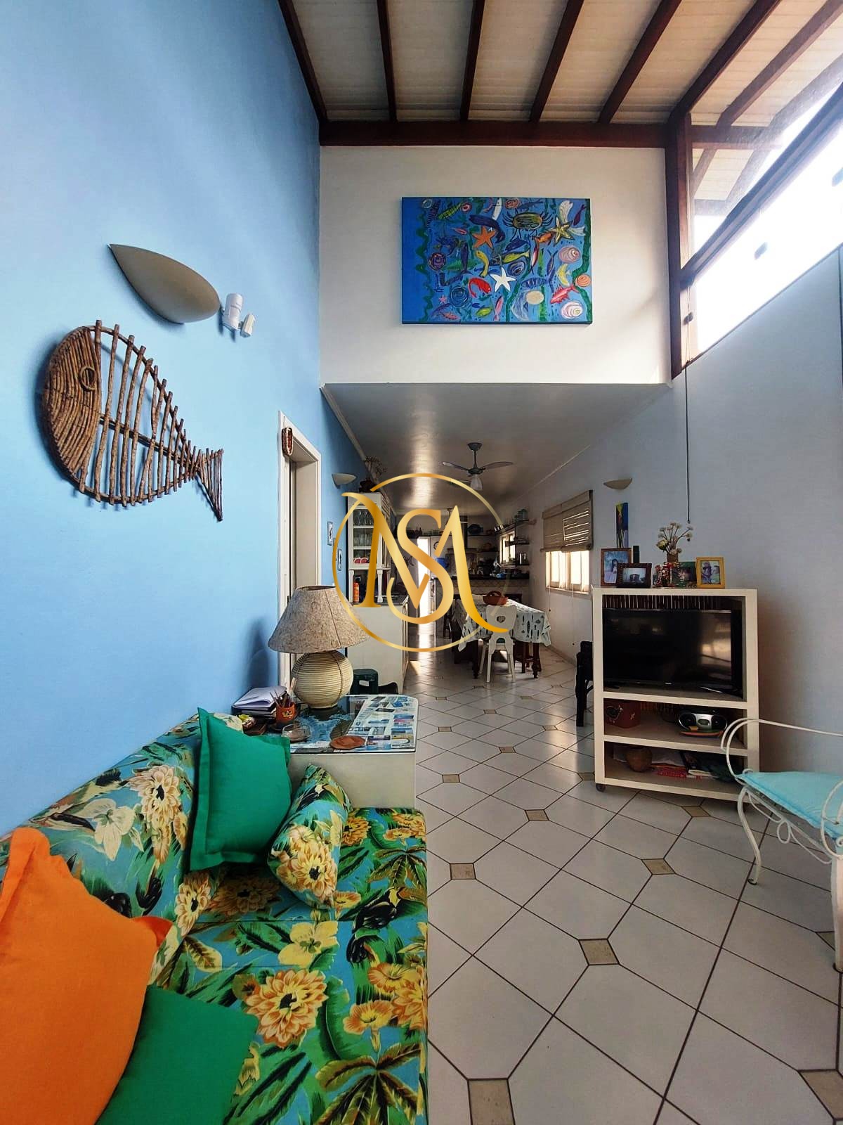 Casa à venda com 5 quartos, 141m² - Foto 3